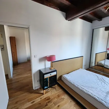 Apartment T2 A Proximite Du Metro Valmy *