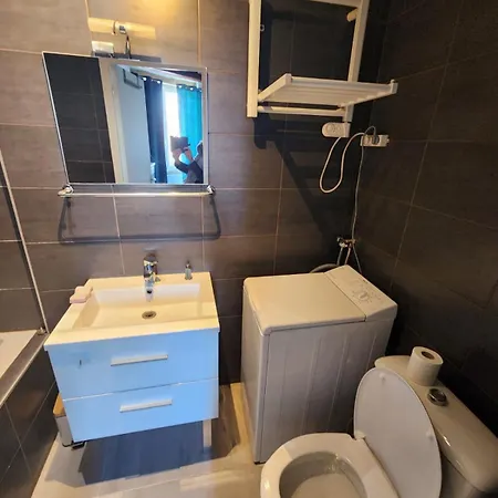 Apartment T2 A Proximite Du Metro Valmy Lyon